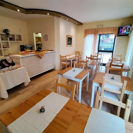 Hotel La Chance 3*